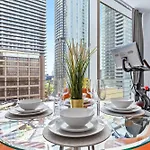 Canary Wharf Apartment